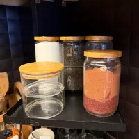 بانکه شیشه ای