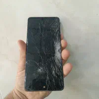 خرید و فروش گوشی شکسته و ابخورده