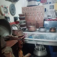 قابلمه و دیگ و سینی و ظروف مسی چکشی قدیم