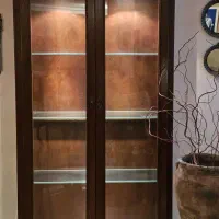 ویترین چوبی