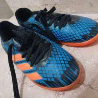 کفش فوتسال|کیف، کفش، کمربند|شیروان (خراسان), |دیوار