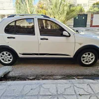 کوئیک R 1402 فابریک