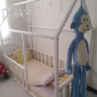 تخت و ویترین
