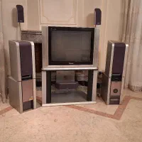 تلویزیون پاناسونیک و باند سونی و میز