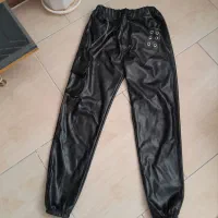 شلوار چرم اخترانه در حد نو