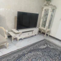 مبل و میز تلویزیون و بوفه و تختخواب و میز ناهارخ|مبلمان خانگی و میز عسلی|کرج, کلاک نو|دیوار