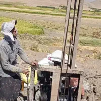 چاه کن ‌با کمترین وجه ممکن آشناها در بین مردم.|خدمات پیشه و مهارت|بروجرد, |دیوار