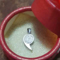 پلاک نگین دار