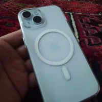 آیفون ۱۵ بدون نقطه