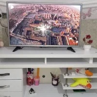 تلویزیون ال جی 32سالم.بامیزباهم