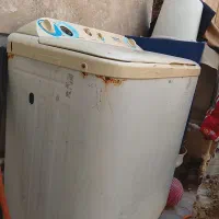 لباس شویی در حد نو نیاز به تعمیر
