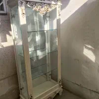 بوفه سلطنتی سفید