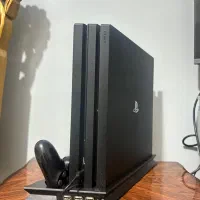 Ps4 pro دو دسته به همراه فن و شارژر دسته