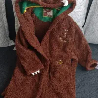 تعدادی حوله تن پوش. کاپشن. پالتو. همگی خارجی