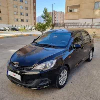 ام وی ام ۳۱۵ صندوق دار