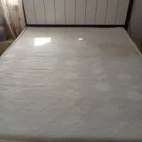 تخت دونفره سالم و شیک
