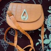 کیف|کیف، کفش، کمربند|یاسوج, |دیوار