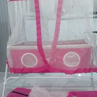 کریر صندلی ماشین، گهواره میلاد