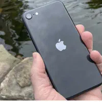 گوشی آیفونse2020