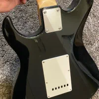 گیتار الکتریک یاماها EG112 همراه با آمپلی‌فایر|گیتار، بیس، امپلیفایر|تهران, دروس|دیوار