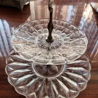 شیرینی خوری دوطبقه قدیمی