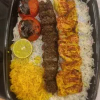 به دو نیرو خانم جهت کار در رستوران نیازمندیم