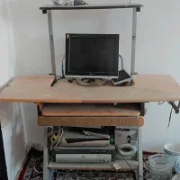 میز کامپیوتر