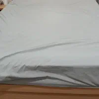 تخت دو نفره ام دی اف همراه تشک و پاتختی