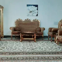 مبل سلطنتی ۹ نفره+ویترین+ میز تی وی و ساعت|مبلمان خانگی و میز عسلی|شیراز, شهرک مهدی‌آباد|دیوار