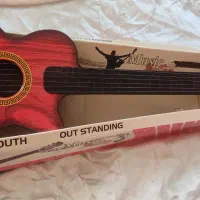 گیتار نونو استفاده نشده|گیتار، بیس، امپلیفایر|سنندج, |دیوار