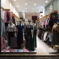 به چند فروشندخانم نیمه وقت دربوتیک زنانه نیازمندیم