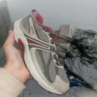 کتونی ساکونی سایز 37 نیم اورجینال