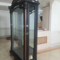 ویترین قهوه ای در حد نو|بوفه، ویترین، کنسول|قم, پردیسان|دیوار