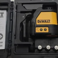 تراز لیزری دیوالت اکبند نور قرمز اصلی نو|ابزارآلات|تهران, دانشگاه شریف|دیوار