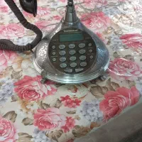 تلفن رو میزی سلطنتی