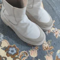 یک جفت کفش بوت سایز38
