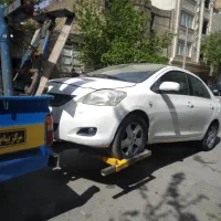 امدادخودرو و یدک کش و چرخگیر شبانه روزی