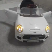 ماشین شارژی بنز|اسباب‌بازی بچه|قم, آزادگان|دیوار
