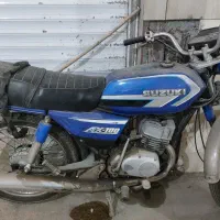 موتور سوزوکی ۱۰۰ شکوه
