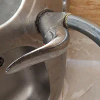 سینک آشپزخانه و شیر آلات حمام و دستشویی دسته دوم|لوازم سرویس بهداشتی|رشت, جهاد|دیوار