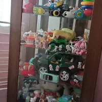 ویترین تمیز بدون هیچ آسیبی