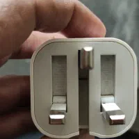 شارژر اصلی آیفون 20w (با یک روز تست)