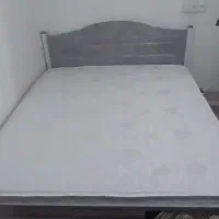 تخت خواب دو نفره و بوفه و جاکفشی در حد نو