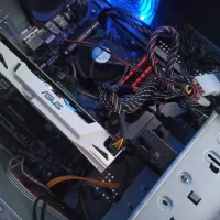 کیس کامپیوتر مناسب گیم و طراحی