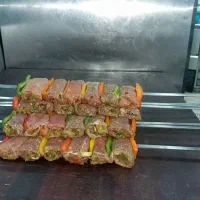 سراشپز غذاهای ایرانی.تخته کاری.کبابی.سیارهستم.