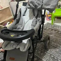 کالسکه و کیف بچه