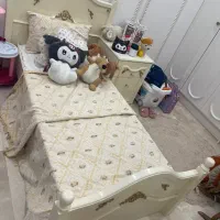 تخت و پاتختی و تشک