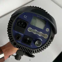 تجهیزات نورپردازی اتلیه|دوربین عکاسی و فیلم‌برداری|رشت, گلسار|دیوار