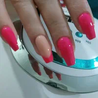 ترمیم وکاشت ناخن وکاشت مژه