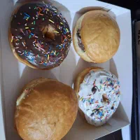 دونات پیراشکی